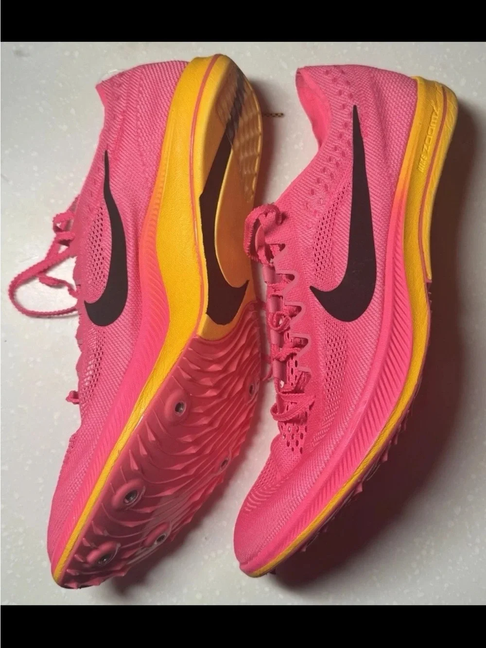 Nike men’s Fast-Run Shoe in Hot Pink with Orange Sole